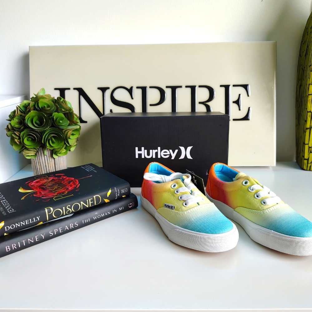 Hurley Youth Girls Steph Sneakers Size 2 | NIB | MulitColor